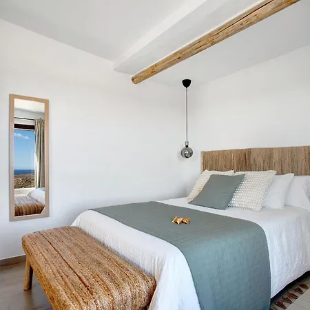 La Higuera Apartment *